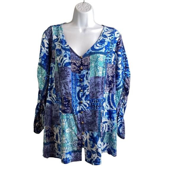 Susan Graver Passport Blue Floral Patchwork Top Size 1X - Picture 1 of 11